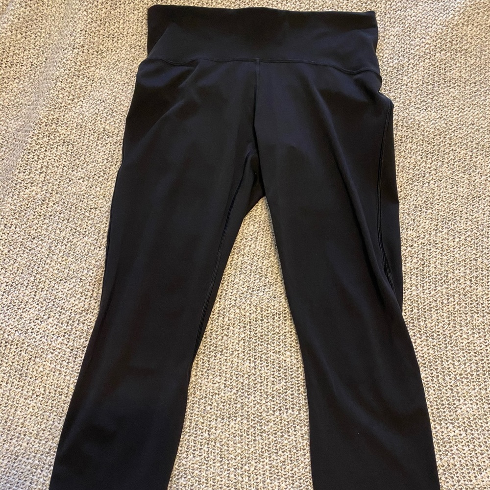 Lululemon Train Times 7/8th pant size 8